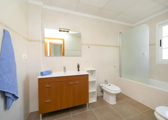 Jazmines V By Interhome *